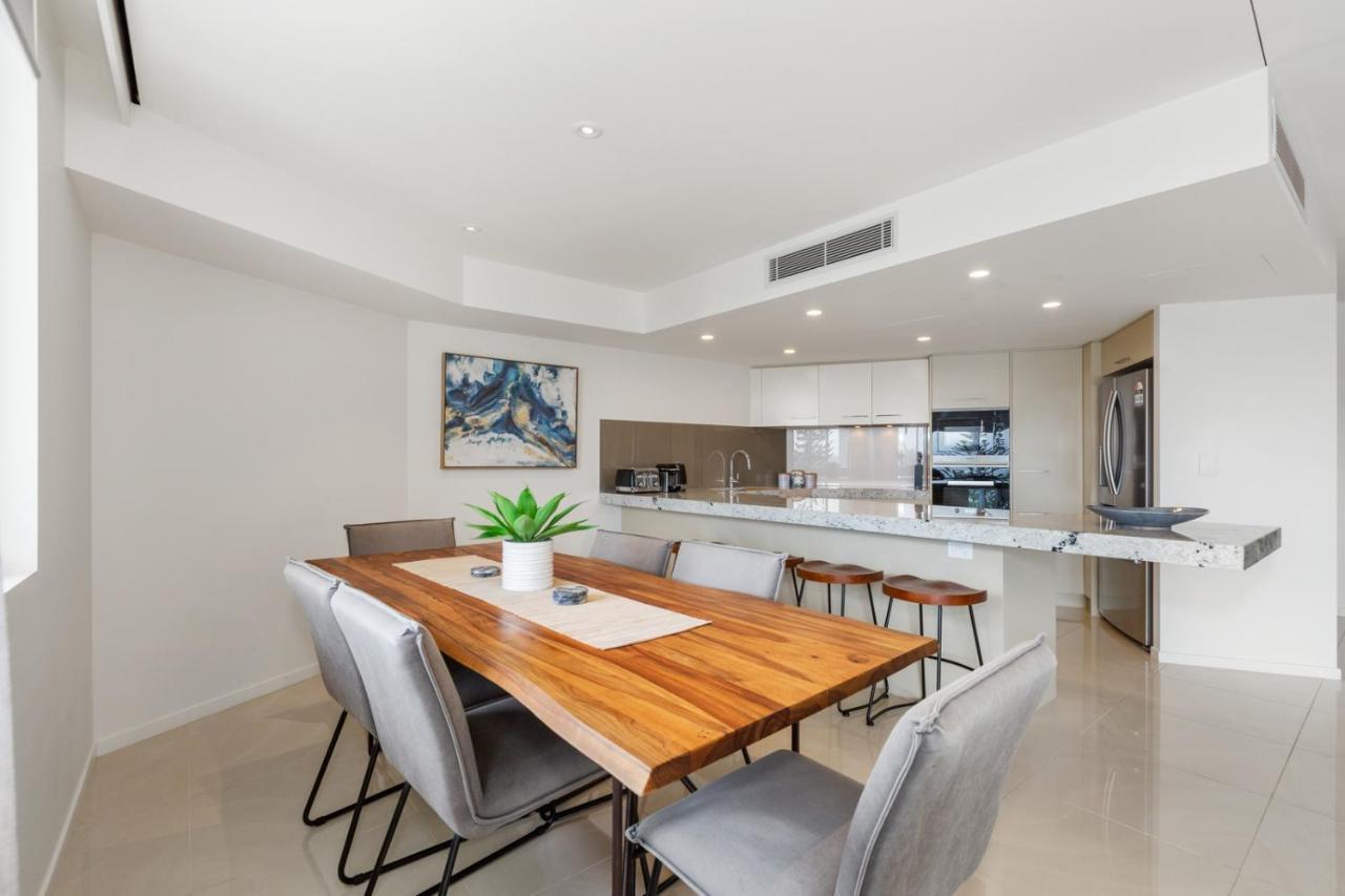 The Garland At Rainbow Bay Apartment
