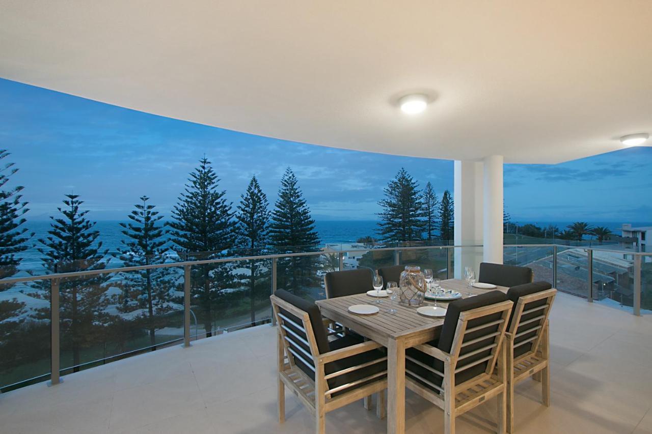 The Garland At Rainbow Bay Gold Coast