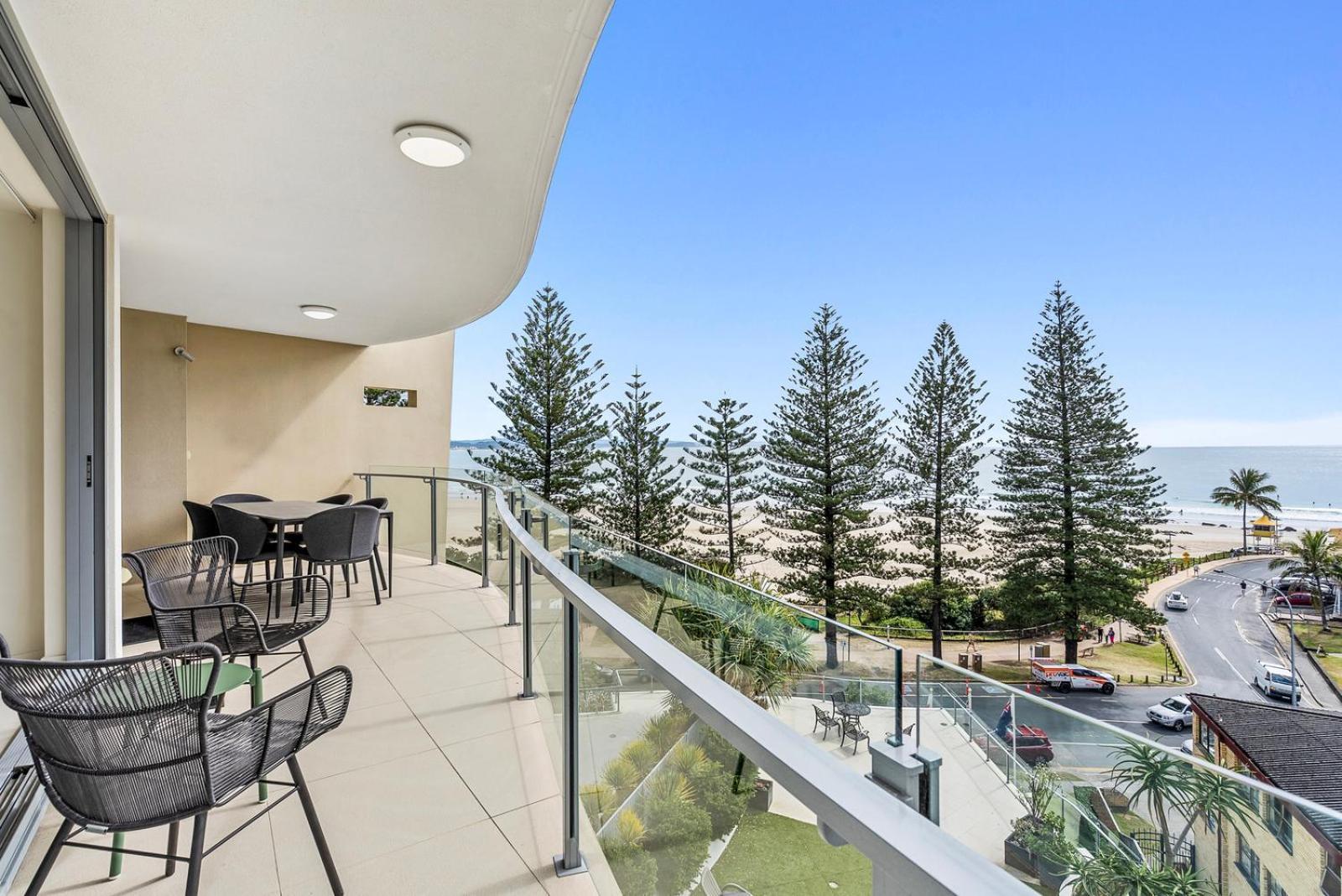 Apartment The Garland At Rainbow Bay Gold Coast